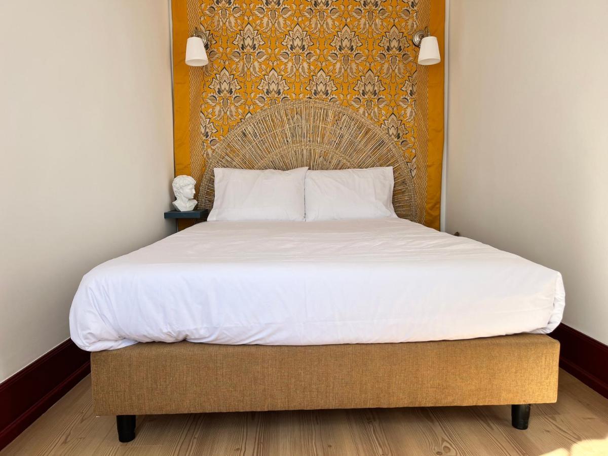 Casa Rosa Com Ac Lägenhet Coimbra Exteriör bild