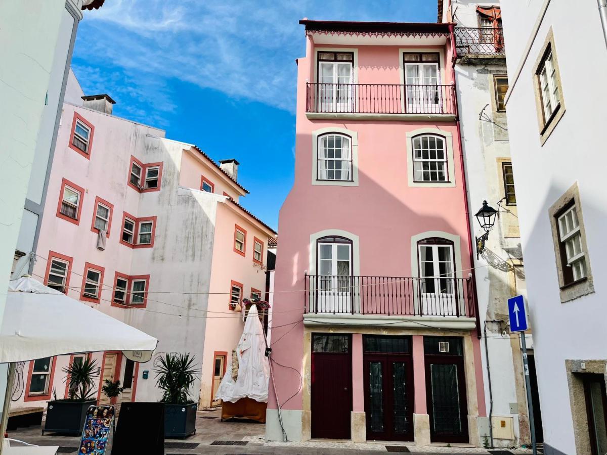 Casa Rosa Com Ac Lägenhet Coimbra Exteriör bild