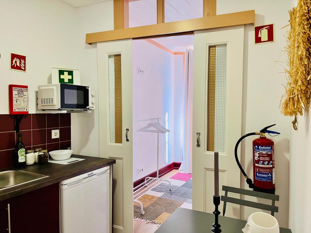 Casa Rosa Com Ac Lägenhet Coimbra Exteriör bild